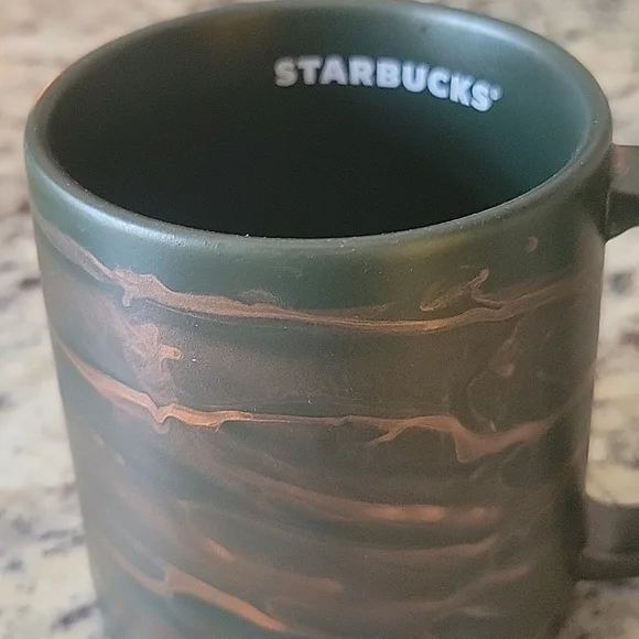 2 for 1 Starbucks mugs - Picture 2 of 4